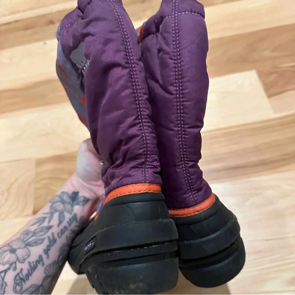 Sorel Kids Purple Floral Snow Boots Winter Boots with Liner size 5